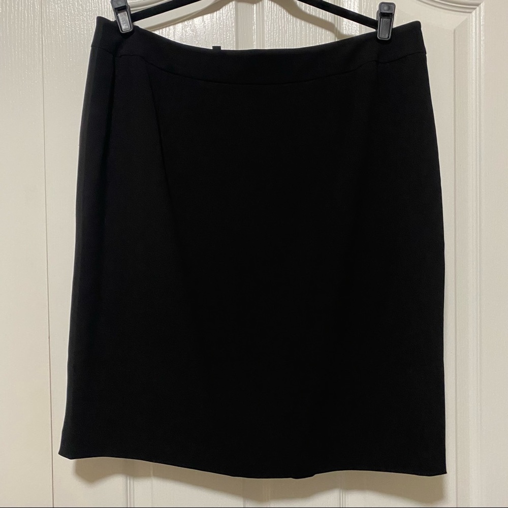 Talbots WOMAN black skirt size 16W